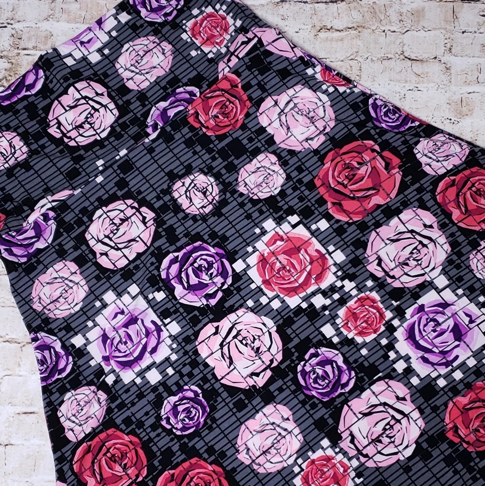 NWT LuLaRoe Maxi Skirt M